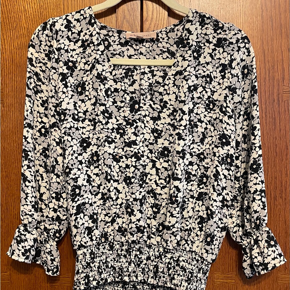 Women’s spring blouse, size xs